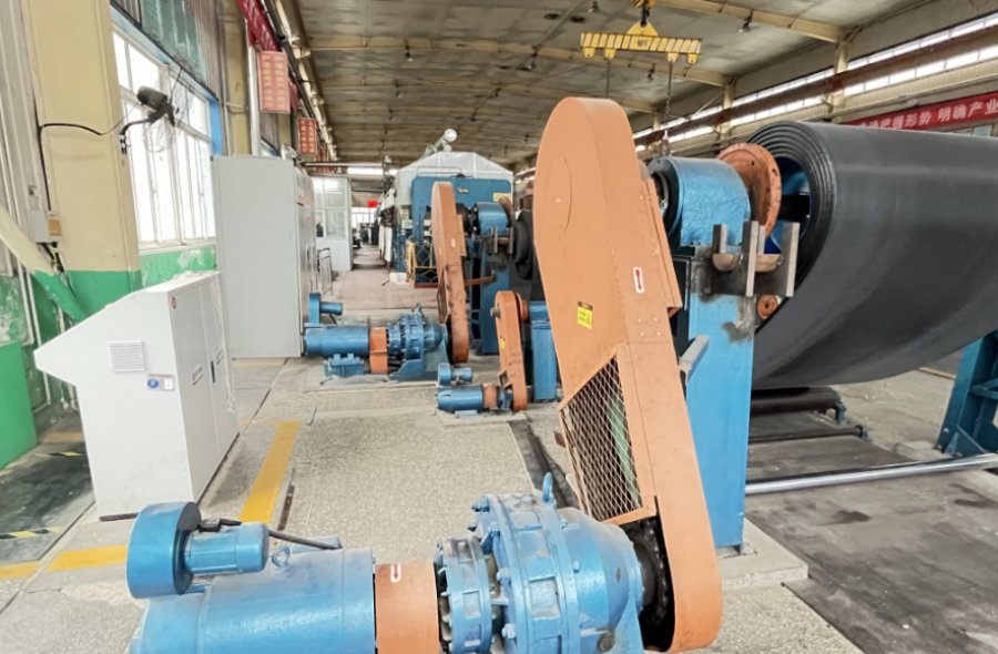 Two daylight used textile conveyor belt production line for sale-1028