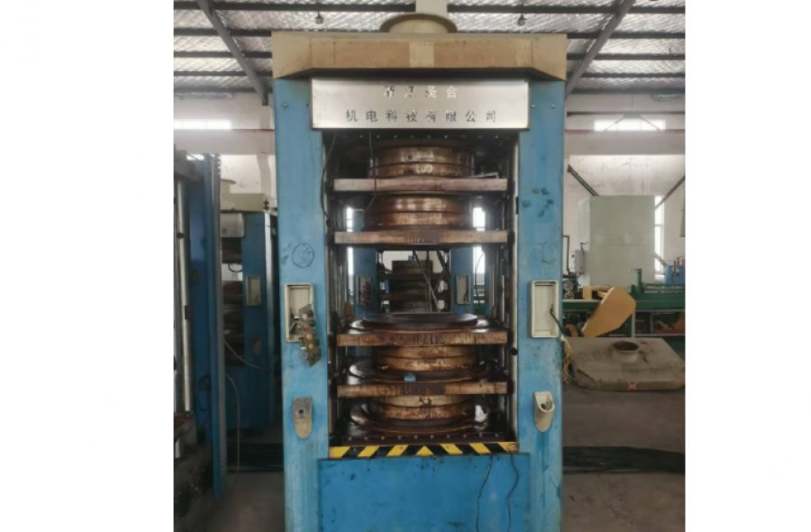 Inner tube Curing Press For sale-1395