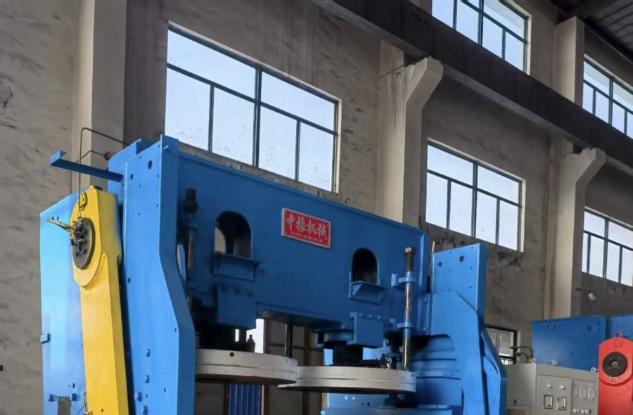 Used 48"  Passenger car tire curing press-2360