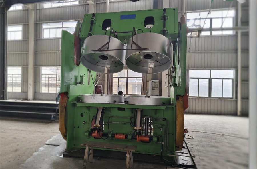 44" /55" / 63.5" / 65"  TBR Tire Curing press for sale -2370