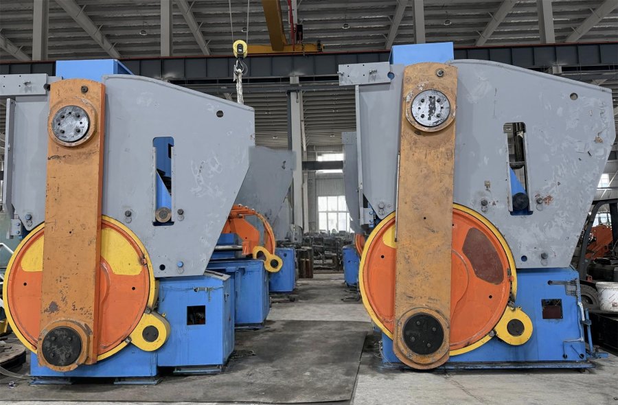 44" /55" / 63.5" / 65"  TBR Tire Curing press for sale -2371