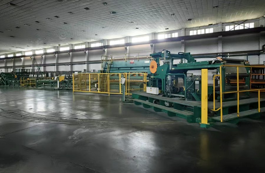  Used KONSTRUKTA INDUSTRY Steel Cord & Fabric Cutting Line for Sale-2415