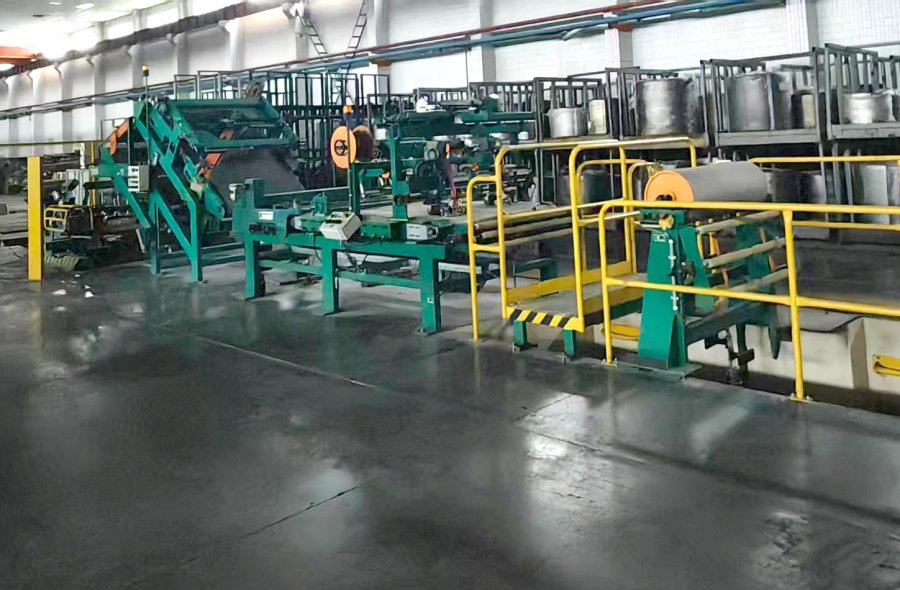  Used KONSTRUKTA INDUSTRY Steel Cord & Fabric Cutting Line for Sale-2416