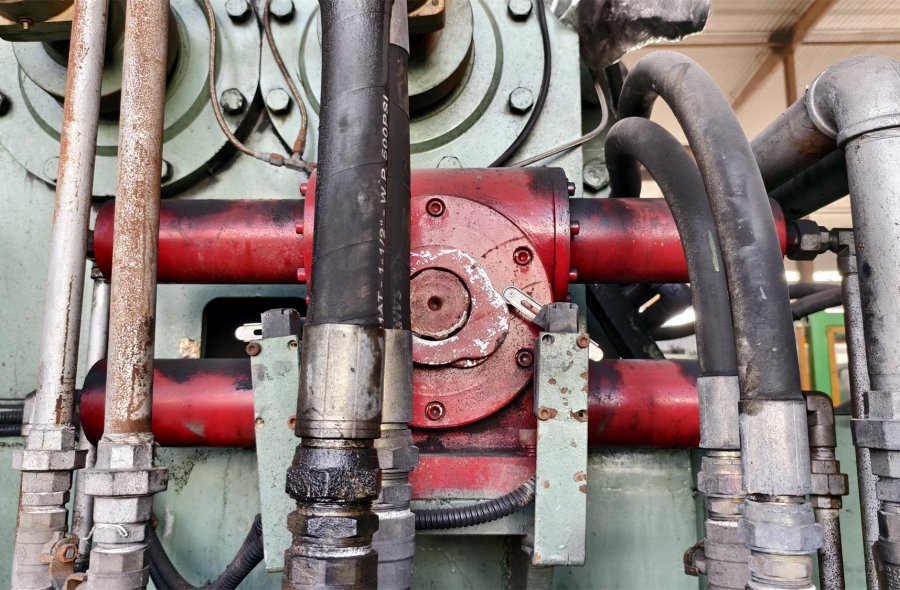 Wei Fu Hsing XM50 Drop-Type Internal Mixer For Sale-2458