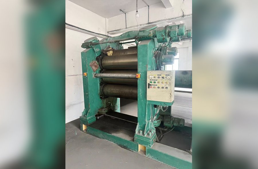 Four roll calender for sale with size 360*1120-2498