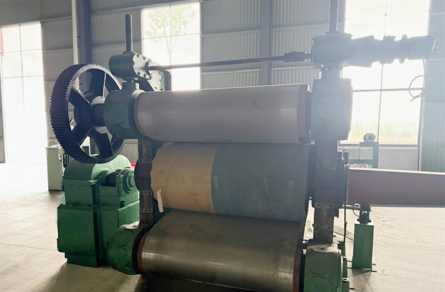 Three Used Φ700×1400 Rubbersheet Rotary Curing Machines for Sale-2516