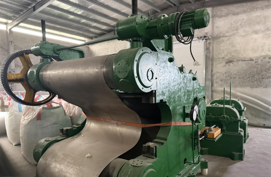 Three Used Φ700×1400 Rubbersheet Rotary Curing Machines for Sale-2507