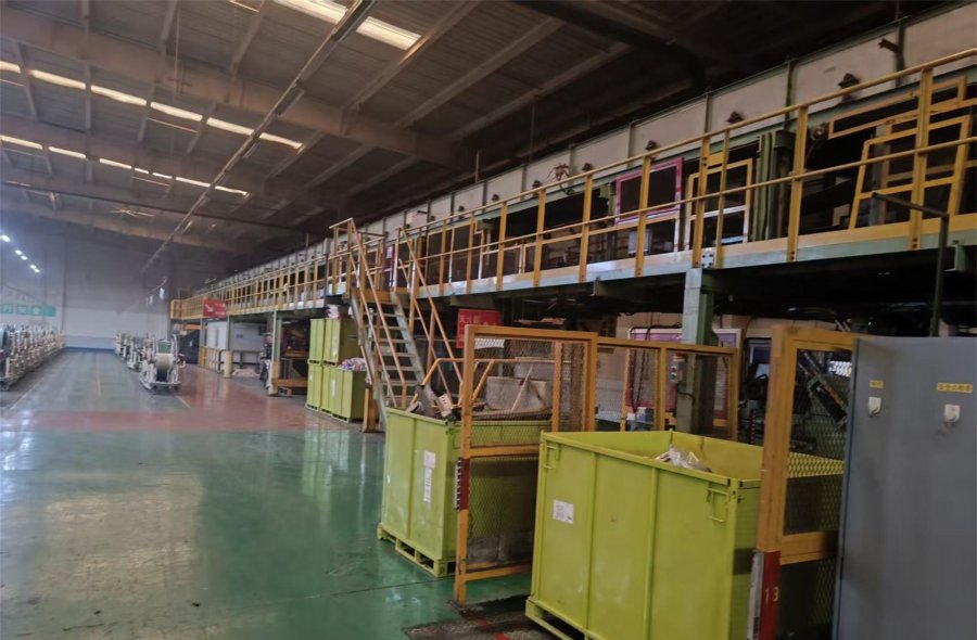 Used T/L Tread & Lip Extrusion Line For Sale-2546