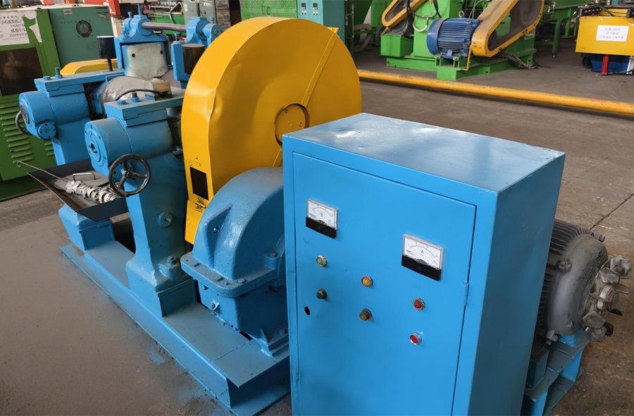 Used XK-250 Open Mill, Speed Ratio 1:1.17 | DFTMC-2606