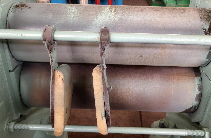 Used 5.5kW Two-Roll Rubber Calender with Top Batch-Off-2685