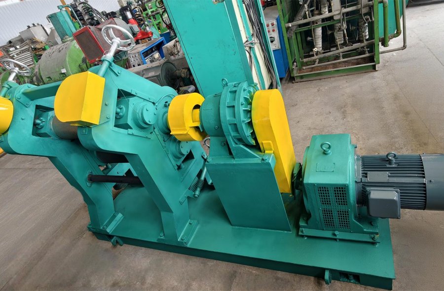 Used Wuxi Wangda Φ230×630 3-Roll Calender, Bearing Type | DFTMC-2739