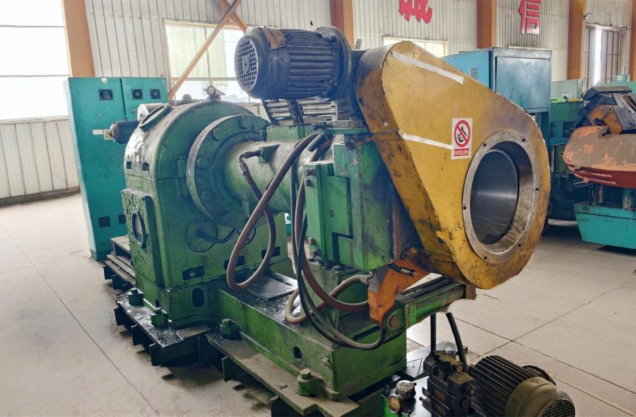 DFTMC Used Shenyang Rubber Machinery φ200 Hot Feed Rubber Extruder-2745