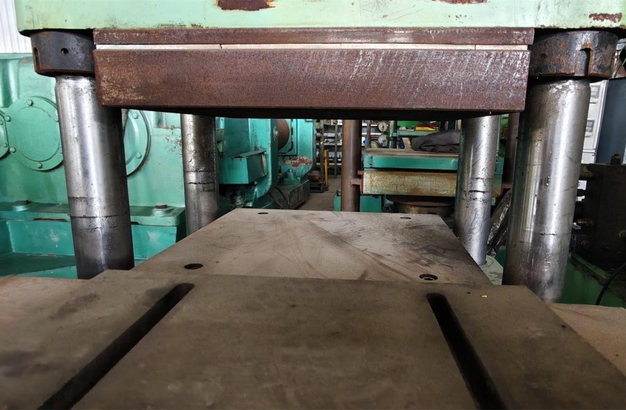 DFTMC Used 100T Rubber Vulcanizing Press XLB-450×450 | Ningbo Yinzhou Sanda Machinery-2834