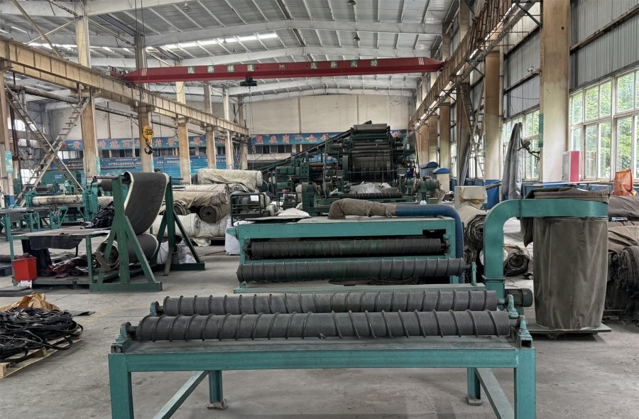 Used Dalian Rubber S-type 4-Roll Rubber Calender Machine For Sale-2889
