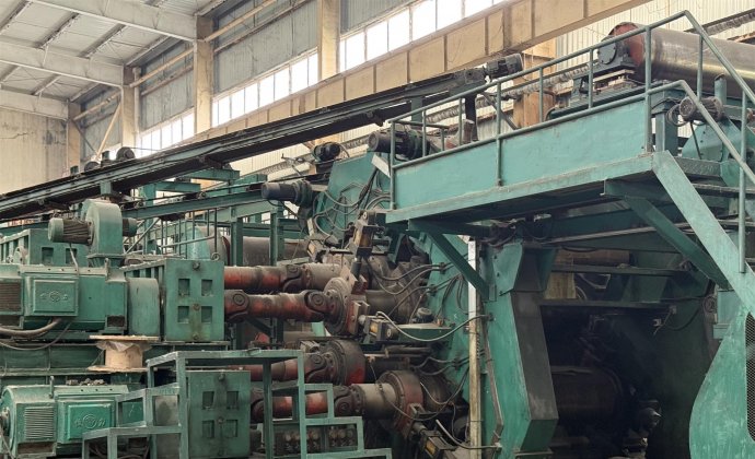 High Quality Used Four Roller S shape Dalian Calender for sale.