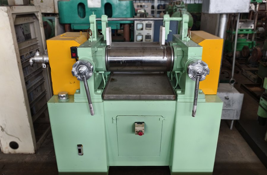 Used XK-200×510 8 Inch Two Roll Open Mixing Mill | Rubber Mixing Machine DFTMC-2980
