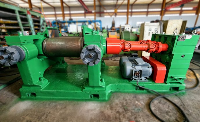 Refurbished FXJ‑450D Multi‑Function Mill | Reclaimed Rubber Refining Machine