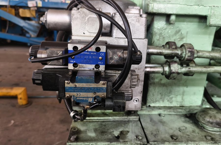 2L Banbury Internal Mixing Mill | Used Laboratory Rubber Internal Mixer-3064