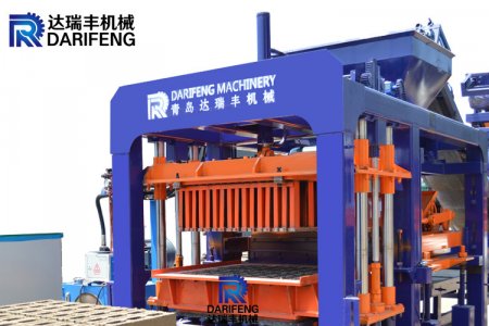 Material Science of GMT vs. PVC Pallets in 500-Ton Hydraulic Brick Molding Environments