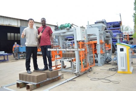 QT4-15 Automatic concrete block making machine for Ghana client