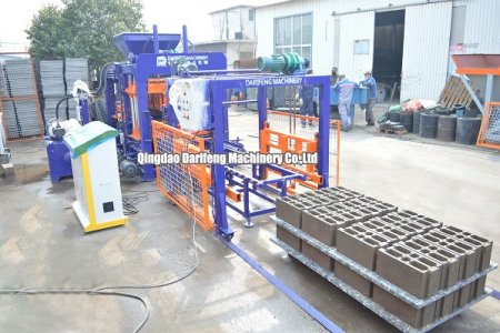 QT8-15 Automatic concrete block making machine for Syria client