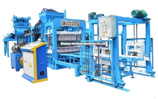 QT5-15 Automatic block machine